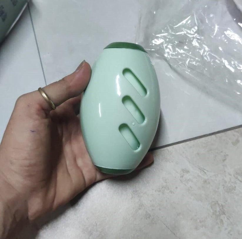 SilkyRoll™ Reusable Silicone Lint Remover